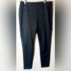 White House Black Market Pants Size 6 The Skinny Black Embossed Side Zip